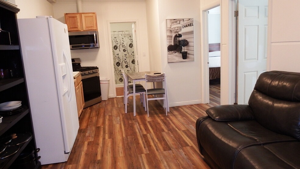 More Photos Of 25 W Main St, Vernal General Retail For Sale