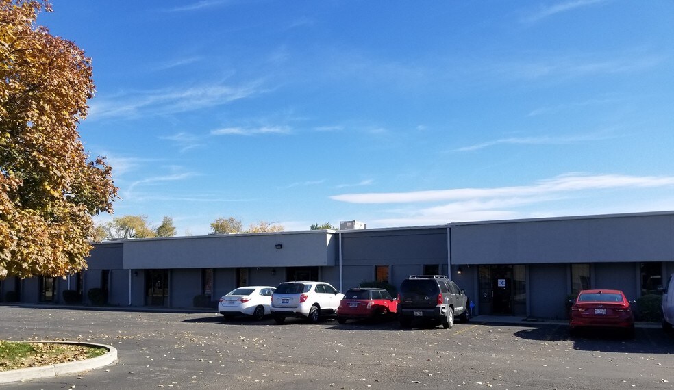 More Photos Of 3007-3023 S West Temple, Salt Lake City Light Manufacturing For Lease