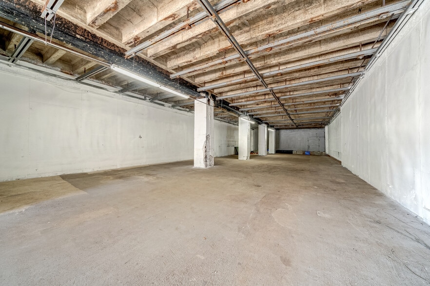 More Photos Of 1254 4th St NE, Washington Storefront For Lease