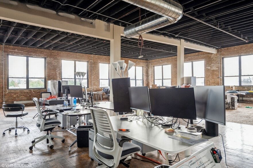 More Photos Of 1732-1734 W Hubbard St, Chicago Loft Creative Space For Lease