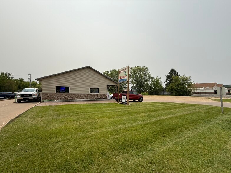 More Photos Of 205 Co Hwy YZ hwy, Dodgeville Freestanding For Sale