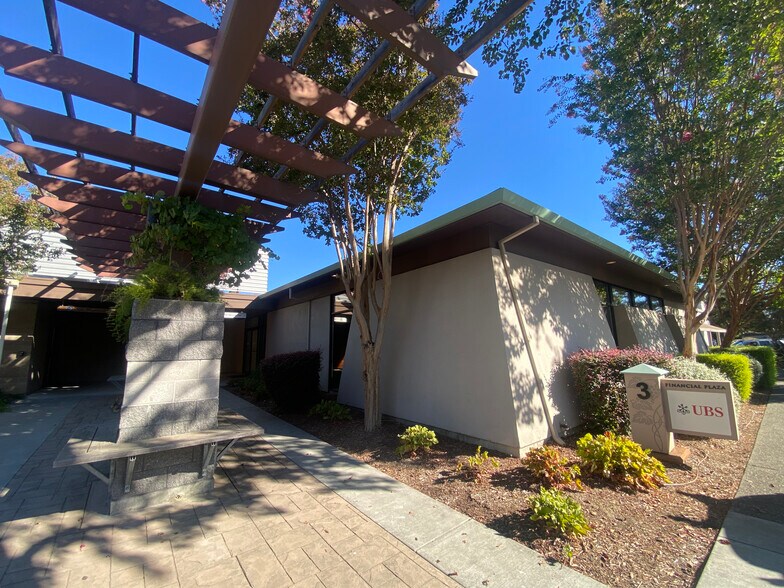 More Photos Of 703 Trancas St, Napa Medical For Lease