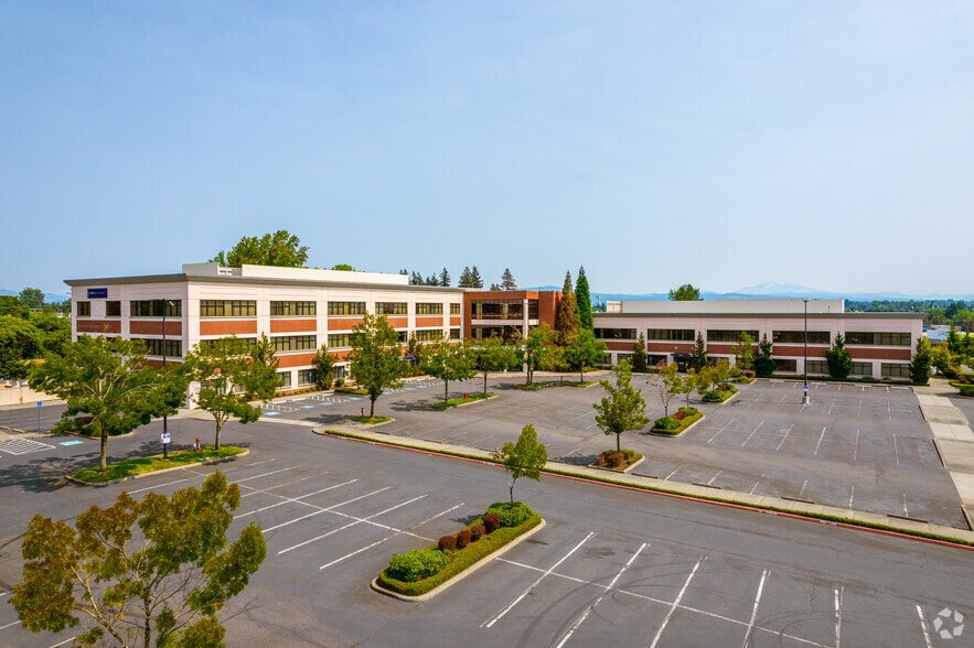 More Photos Of 831 NW Council Dr, Gresham Unknown For Lease