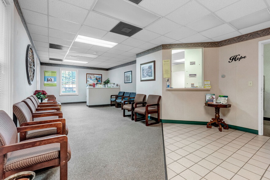More Photos Of 4171 Marietta St, Powder Springs Medical For Lease