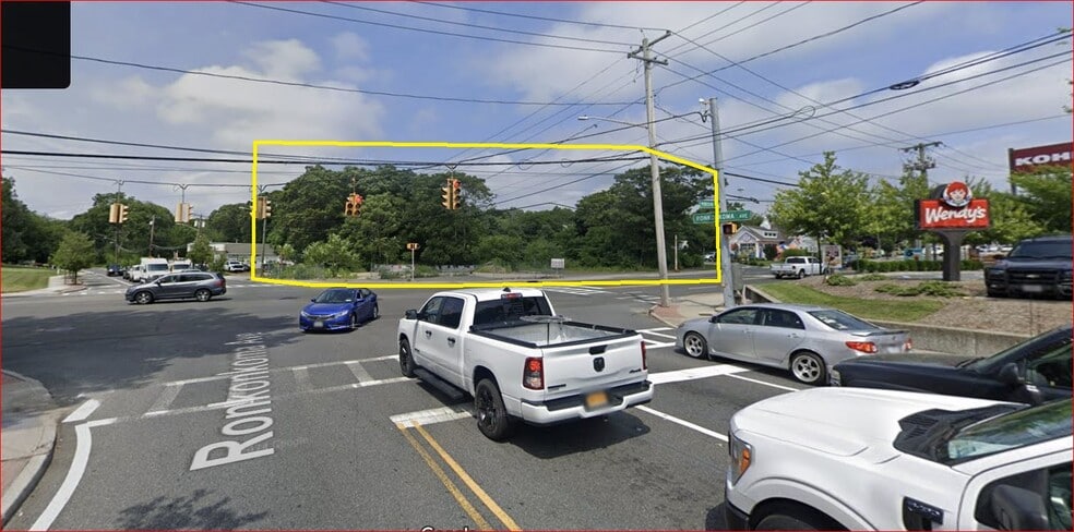 More Photos Of 105 Portion Rd, Ronkonkoma Storefront Retail Office For Sale