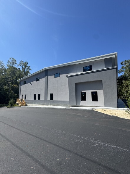 More Photos Of 9501 Palmetto Commerce Pky, Ladson Distribution For Lease