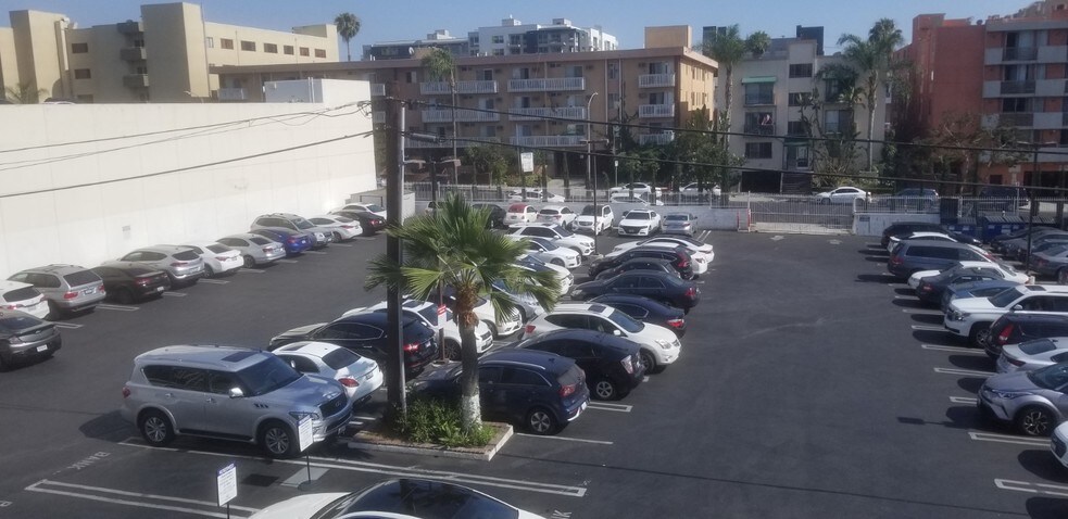 More Photos Of 3832 Wilshire Blvd, Los Angeles Storefront Retail Office For Lease