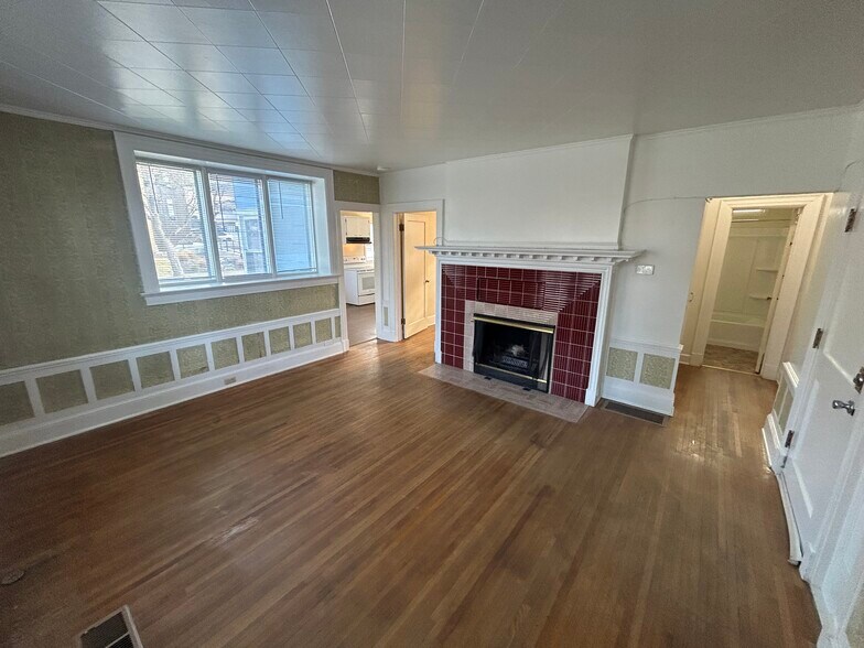 More Photos Of 912 S Madison St, Spokane Apartments For Sale