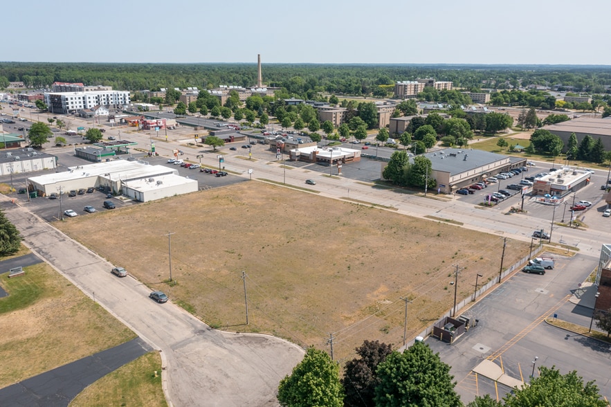 More Photos Of 532 Division St, Stevens Point Land For Sale
