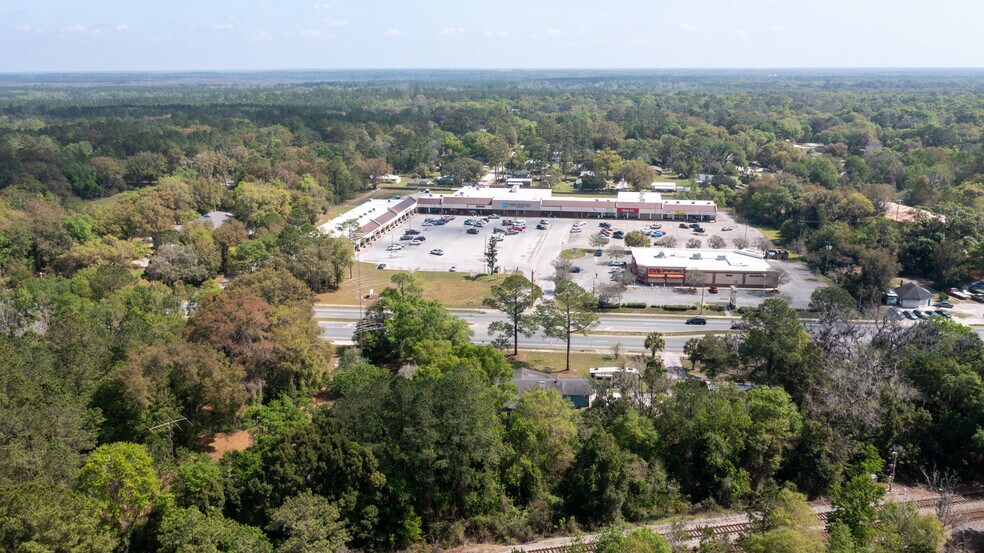 More Photos Of 6004 Se Us Highway 301, Hawthorne Specialty For Sale