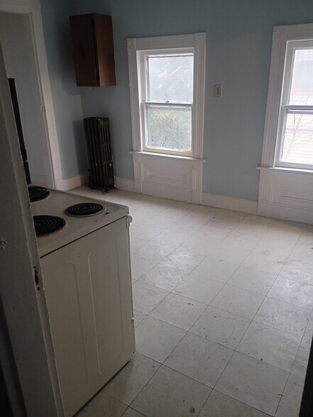 More Photos Of 26 Fayette St, Binghamton Apartments For Sale