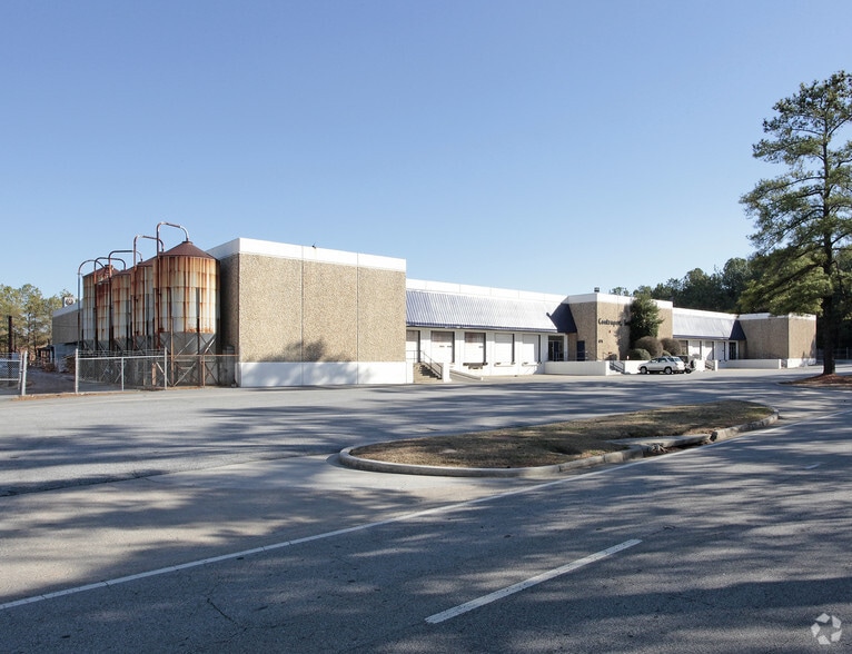 Primary Photo Of 675 Great Southwest Pky SW, Atlanta Warehouse For Sale