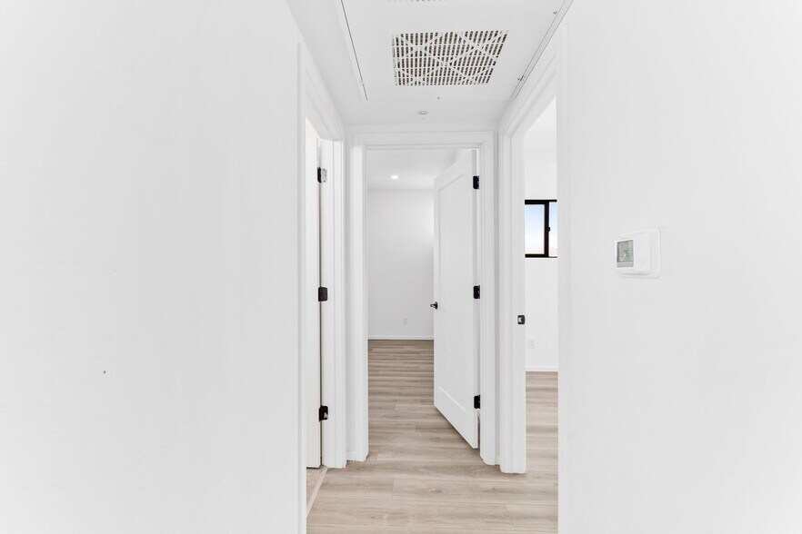 More Photos Of 21 Lalo Way, Tucson Multifamily For Sale