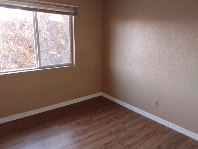 More Photos Of 15 Coral Gables Ct, Sacramento Apartments For Sale