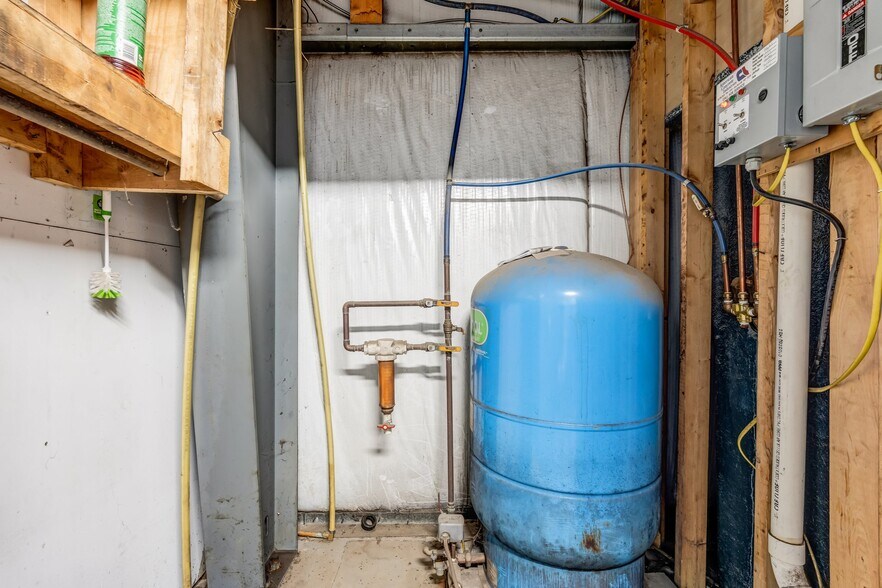 More Photos Of 163 Main Rd N, Frankfort Warehouse For Sale