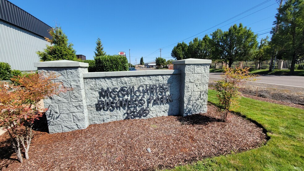 More Photos Of 2345 McGilchrist St SE, Salem Manufacturing For Lease