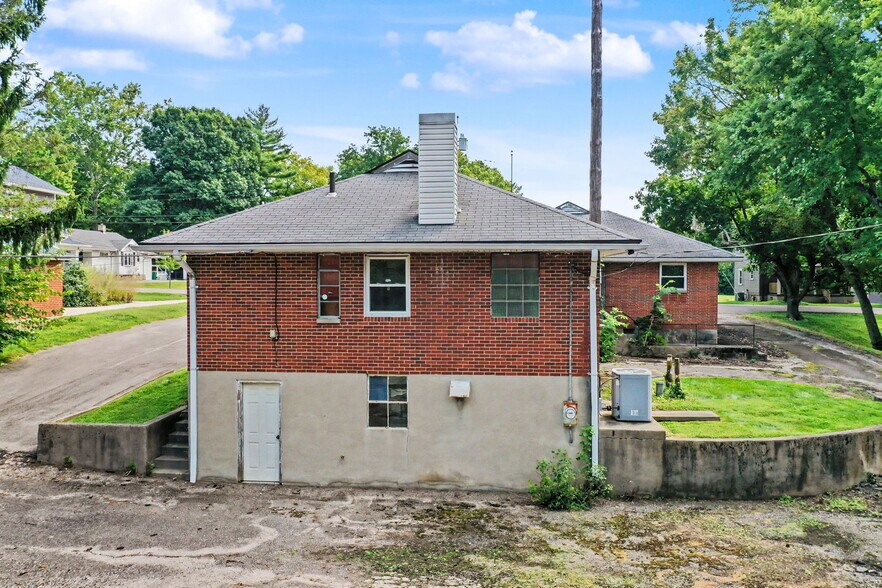 More Photos Of 1599 N Central Dr, Beavercreek Office For Sale