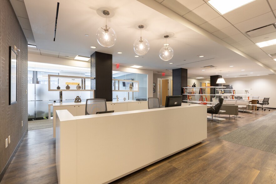 More Photos Of 14 Wall St, New York Coworking Space