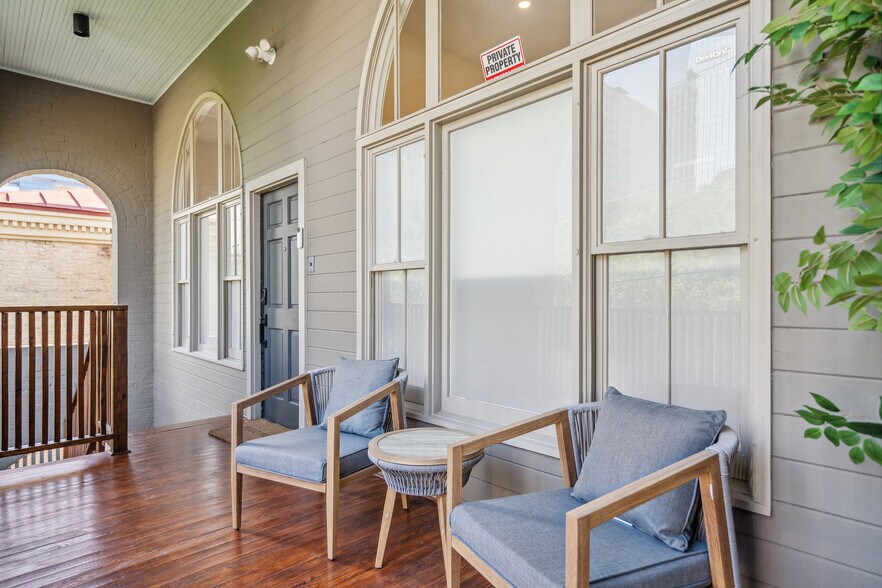 More Photos Of 702 San Antonio St, Austin Loft Creative Space For Sale