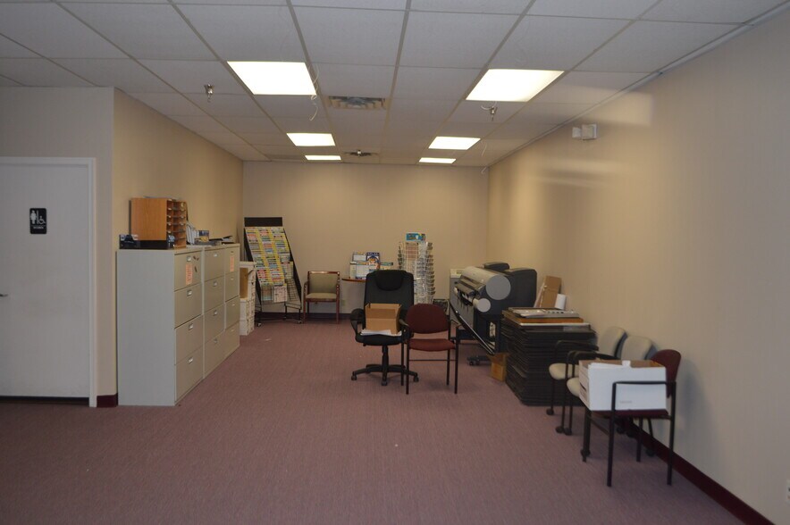 More Photos Of 6000 Park of Commerce Blvd, Boca Raton Distribution For Lease