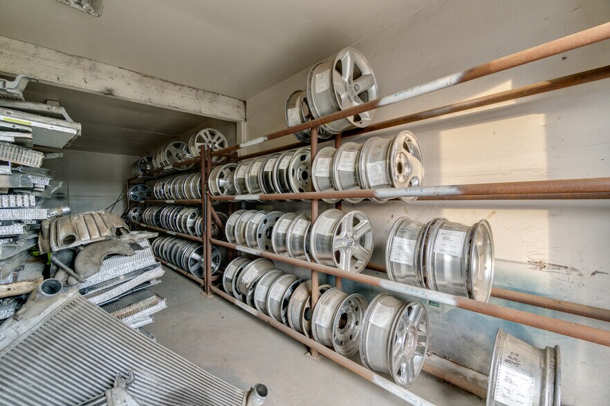 More Photos Of 17308 Highway 99E, Hubbard Auto Salvage Facility For Sale