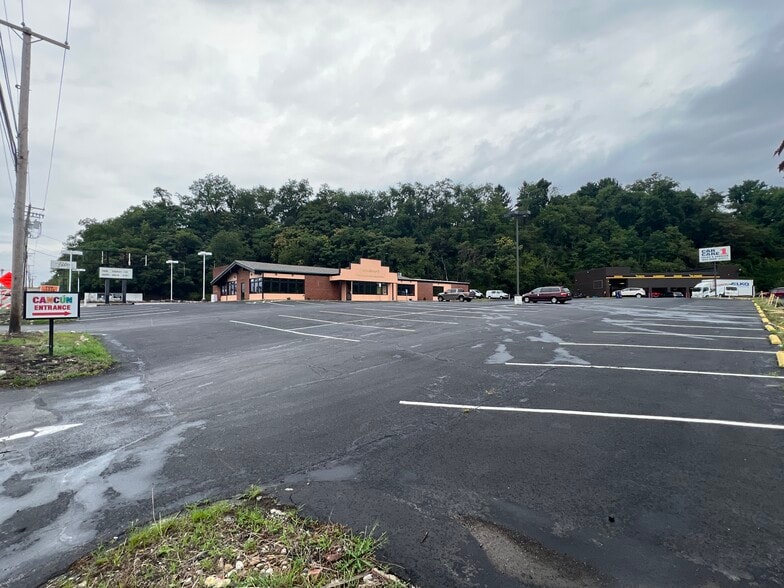 More Photos Of 5185 State Route 30, Greensburg Restaurant For Lease