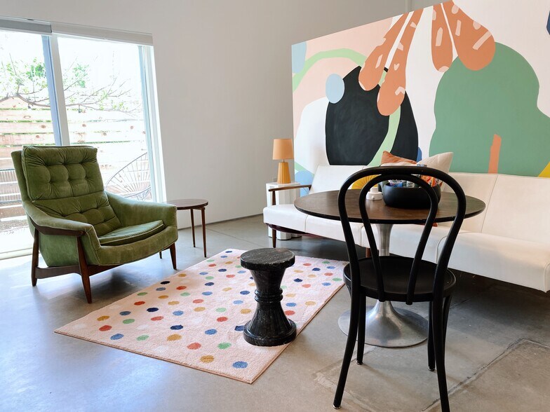 More Photos Of 711 N Douglas Ave, Oklahoma City Apartments For Sale