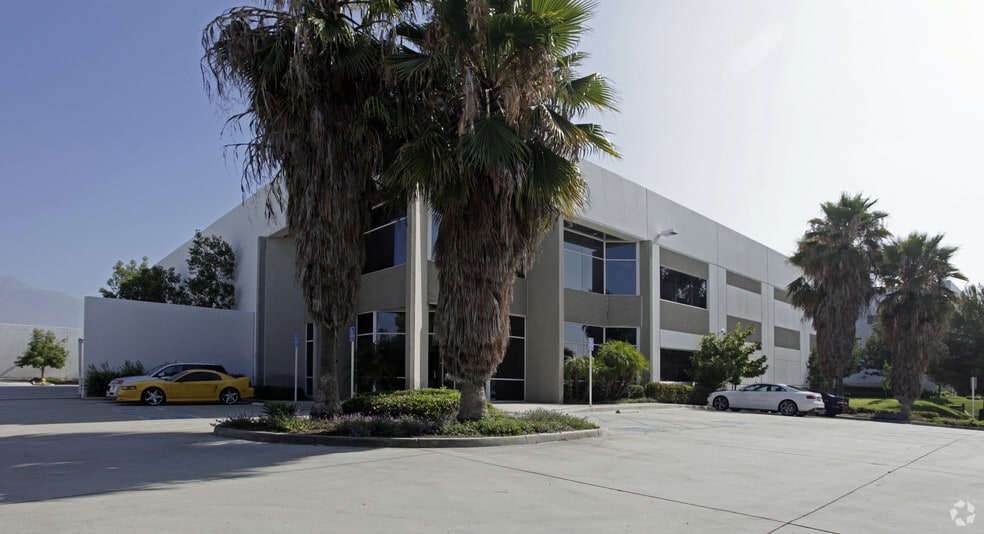 More Photos Of 10730 Bell Ct, Rancho Cucamonga Warehouse For Lease