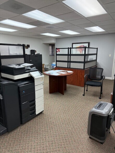 More Photos Of 1300-1325 23rd St S, Fargo Medical For Lease