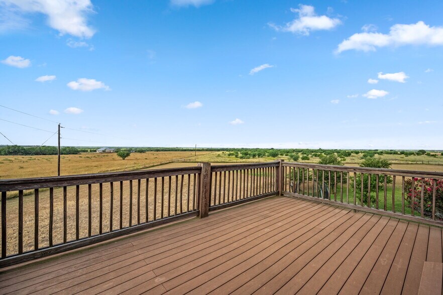 More Photos Of 2538 County Road 223, Floresville Land For Sale