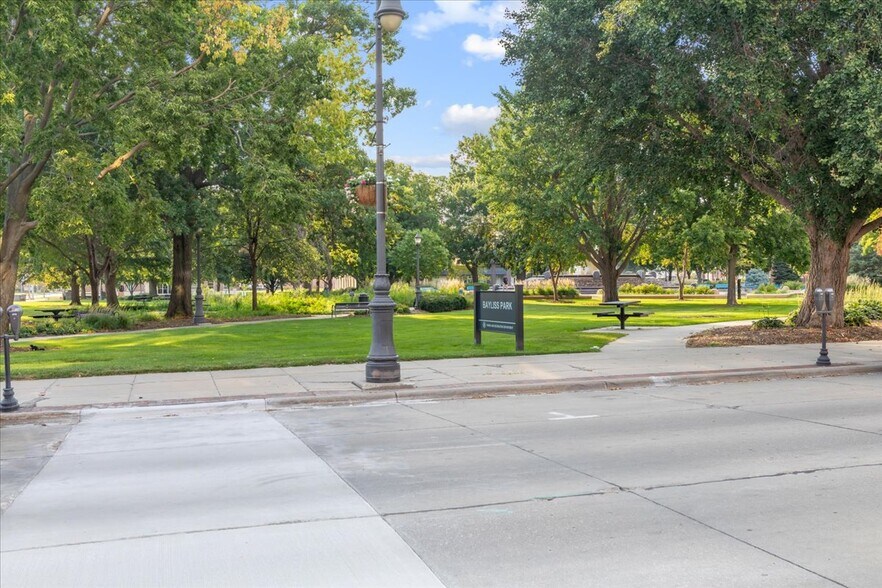 More Photos Of 127 Pearl St, Council Bluffs Office For Lease