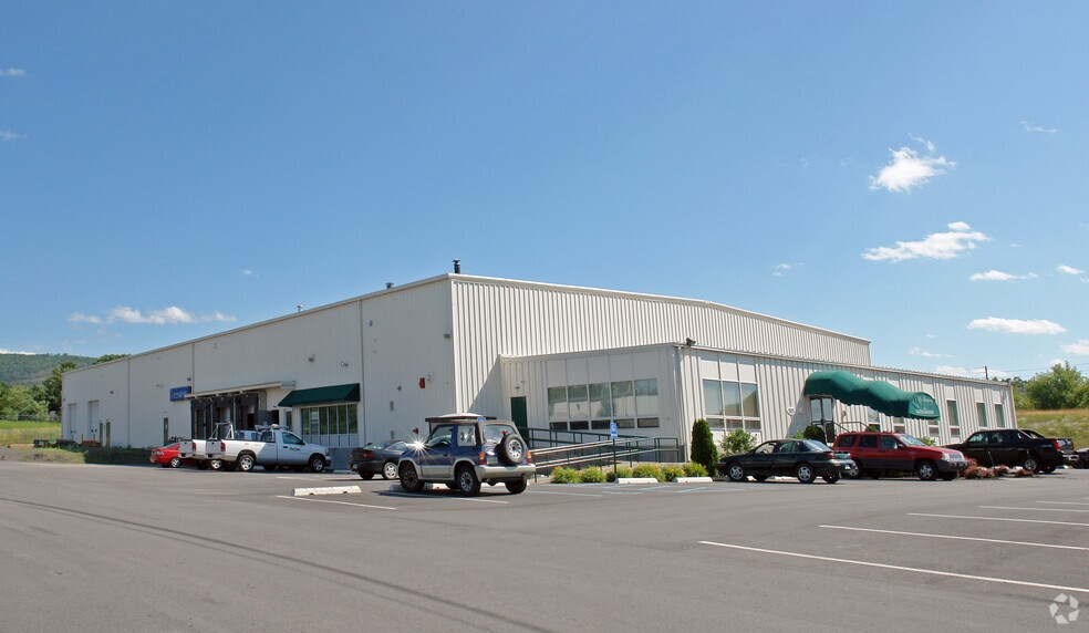 More Photos Of 125 N Wilkes Barre Blvd, Wilkes Barre Warehouse For Lease