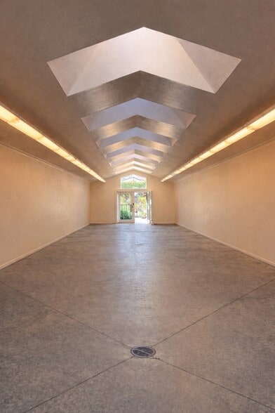 More Photos Of 3237 Pierce St, San Francisco Storefront For Lease
