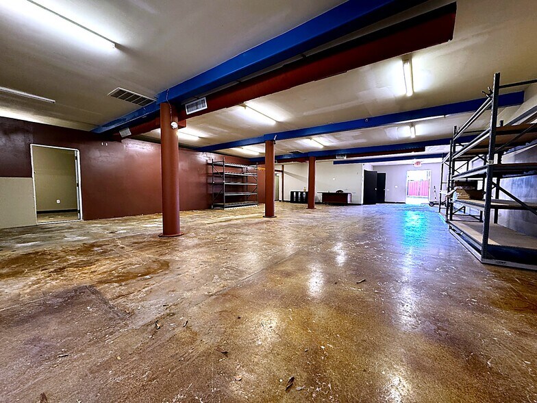 More Photos Of 11 E Jones Ave, Phoenix Warehouse For Sale