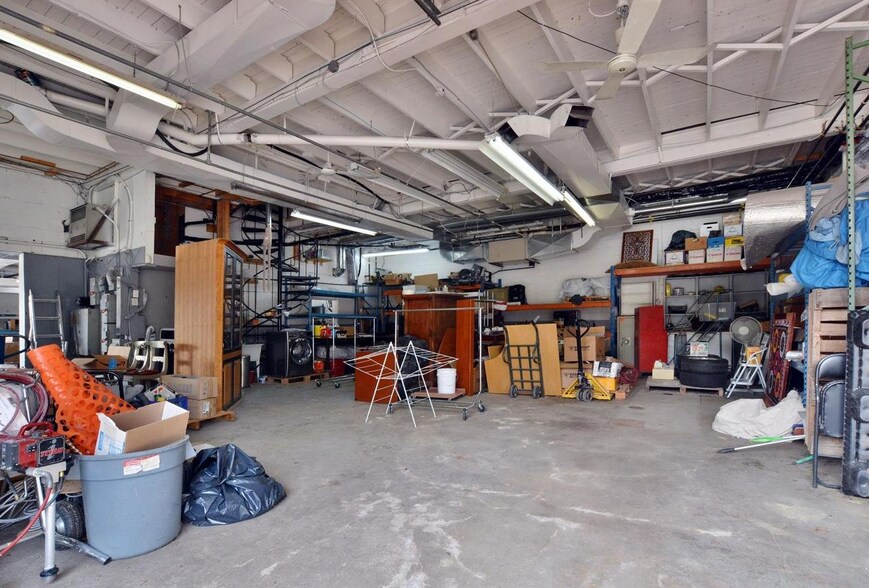 More Photos Of 37 Rue Sainte-Anne, Ste-Anne-de-Bellevue Storefront Retail Residential For Sale