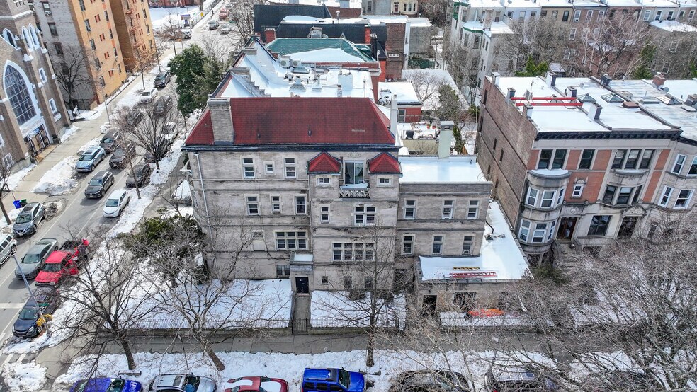 More Photos Of 182 New York Ave, Brooklyn Apartments For Sale