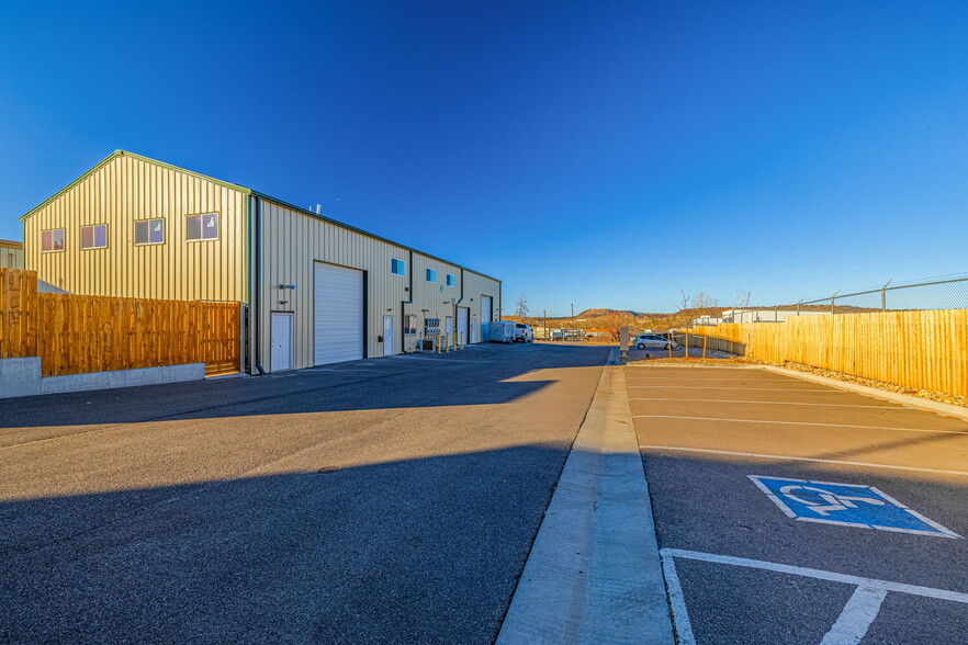 More Photos Of 282 Malibu St, Castle Rock Light Manufacturing For Lease