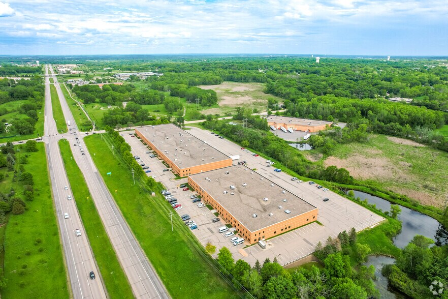 More Photos Of 3350 N Granada Ave, Saint Paul Light Manufacturing For Lease