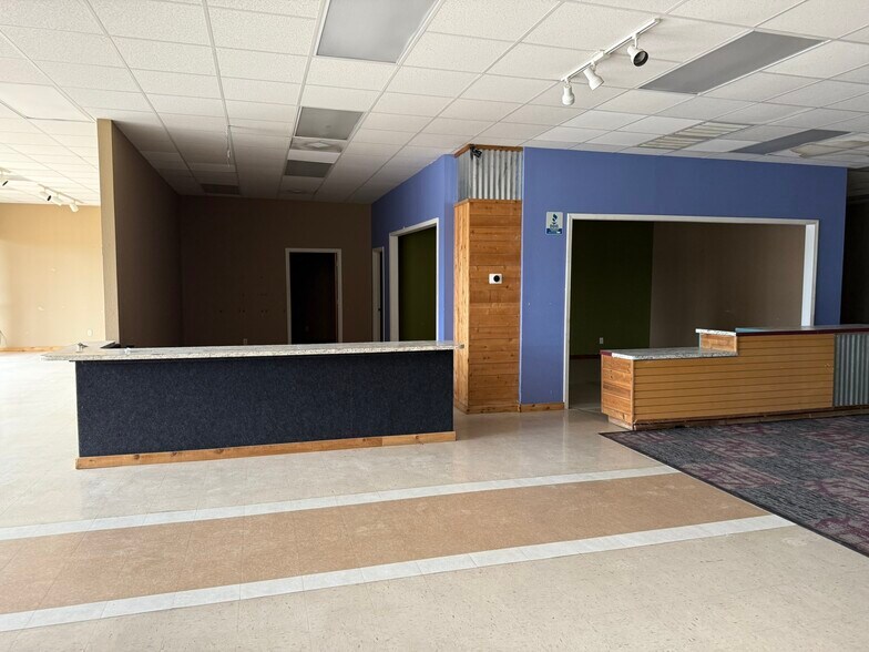 More Photos Of 501 N Ed Carey Dr, Harlingen Freestanding For Lease