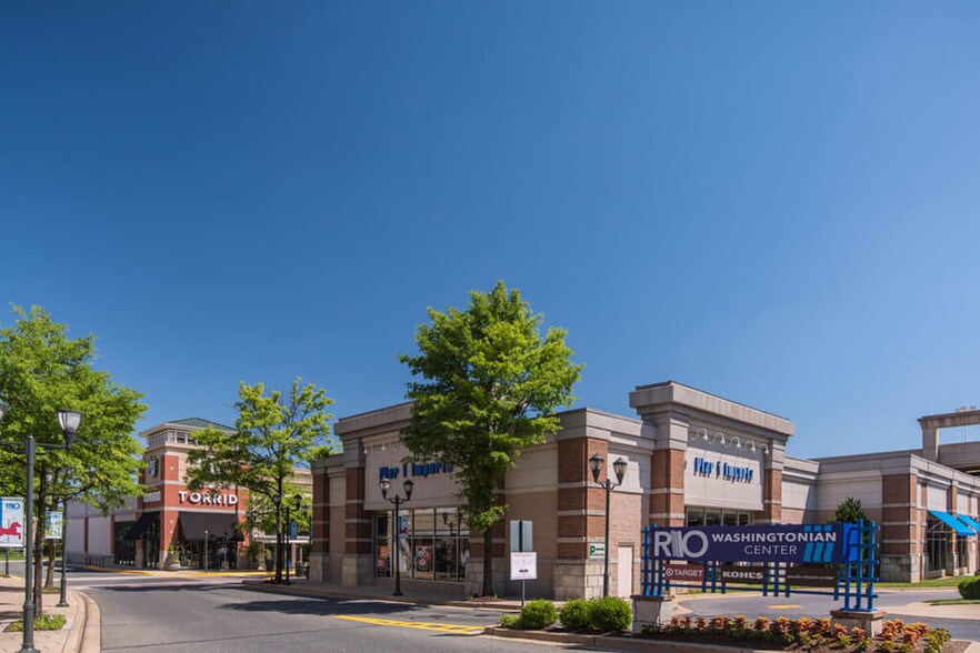 More Photos Of 8010 Gramercy Blvd, Rockville Apartments For Lease