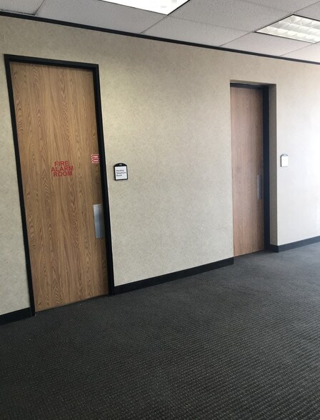 More Photos Of 1115 Gemini St, Houston Loft Creative Space For Lease