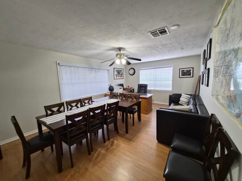 More Photos Of 1221 Dewey St, Houston Specialty For Sale