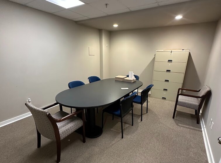 More Photos Of 215 7th Way, Alexander City Distribution For Sale