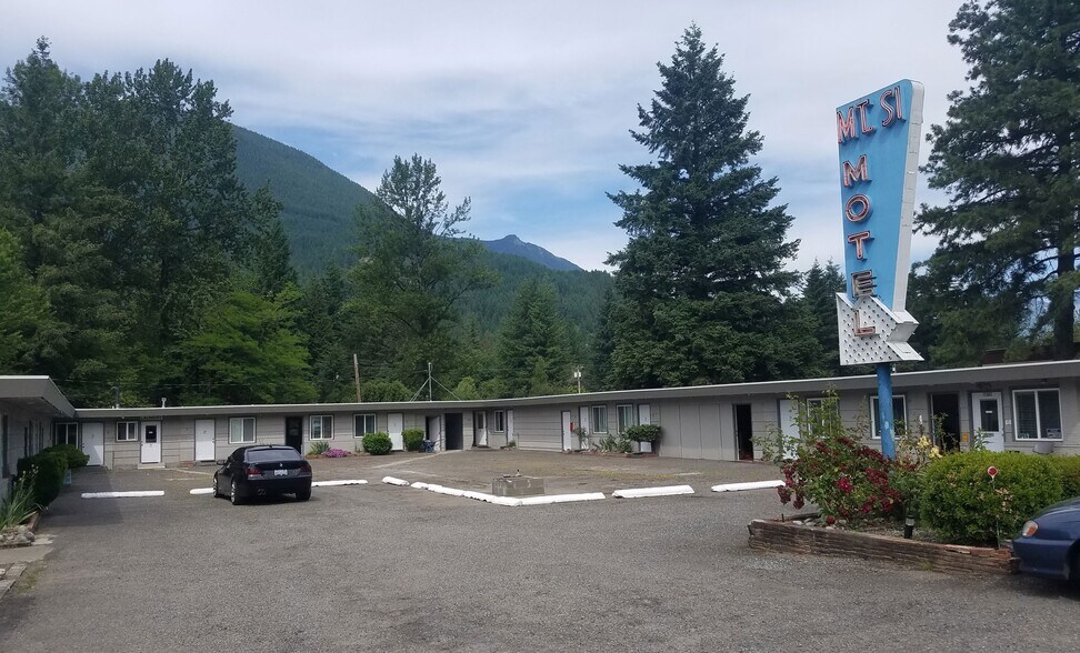More Photos Of 43200 SE North Bend Way, North Bend Hotel For Sale
