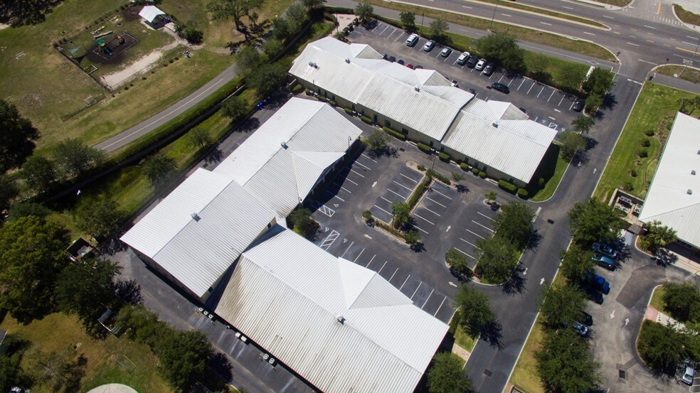 More Photos Of 855 E Plant St, Winter Garden Freestanding For Lease