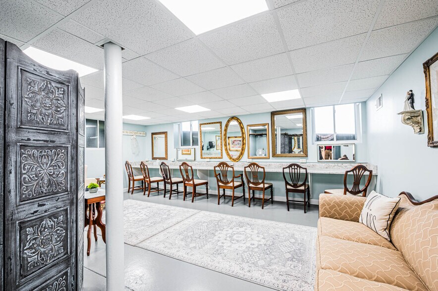 More Photos Of 824 Lehman Ave, Bowling Green Religious Facility For Sale