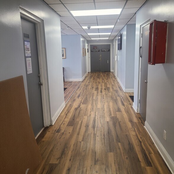 More Photos Of 520 Westfield Ave, Elizabeth Office For Sale