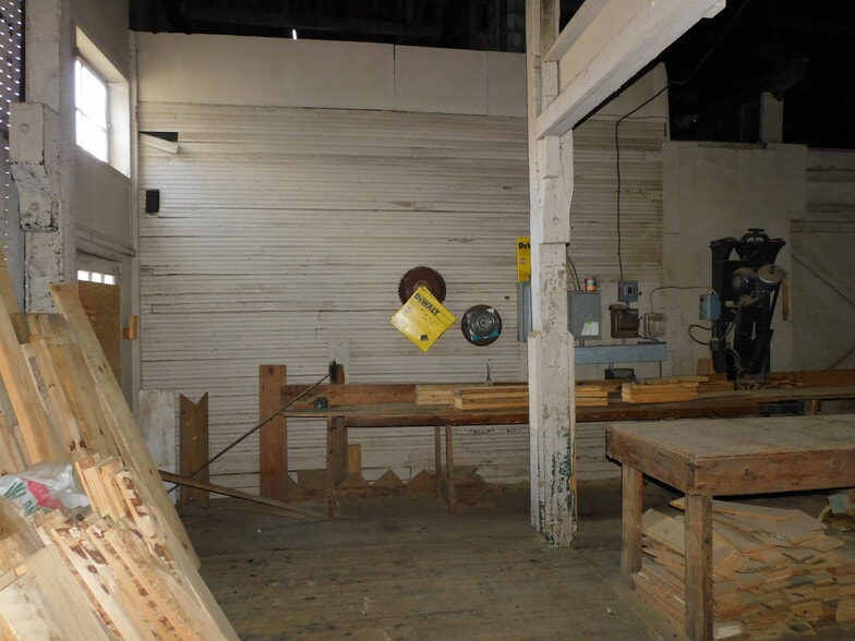 More Photos Of 530 Summit dr, South Boston Warehouse For Sale