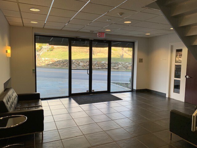 More Photos Of 65 Locust Ave, New Canaan Office For Lease