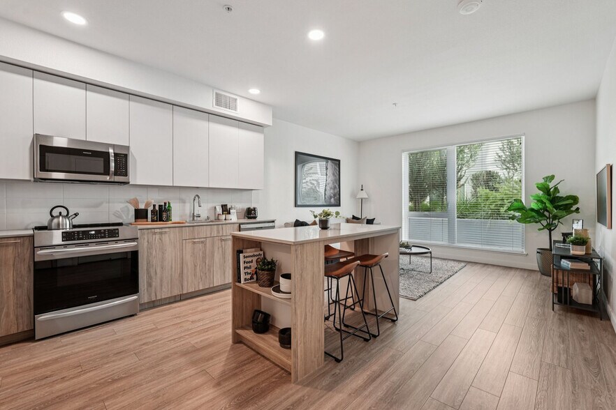 More Photos Of 1010 11th St, Sacramento Apartments For Lease